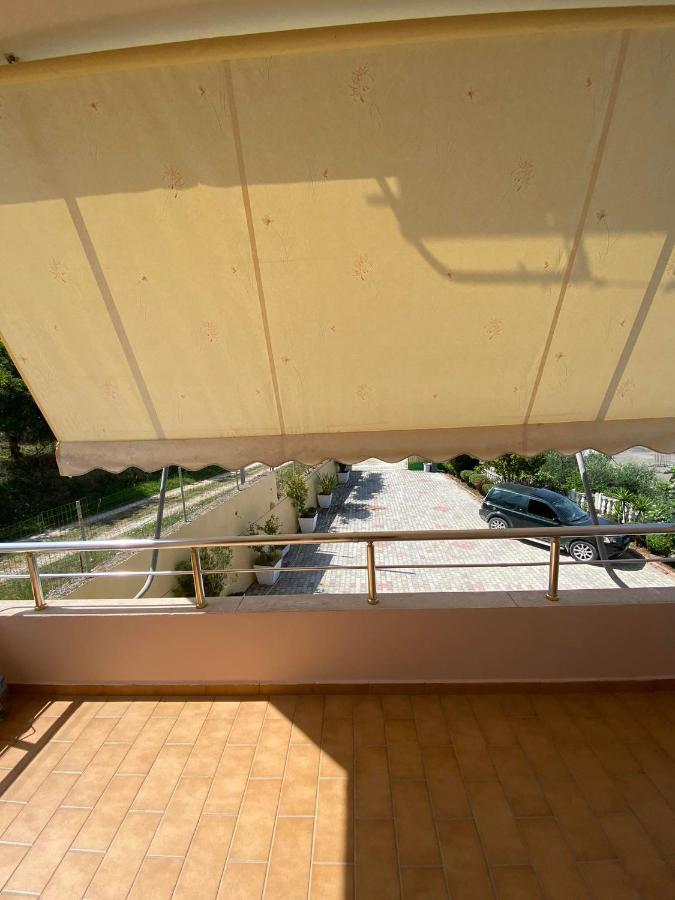 Alti Holiday Apartments One أوريكوم المظهر الخارجي الصورة