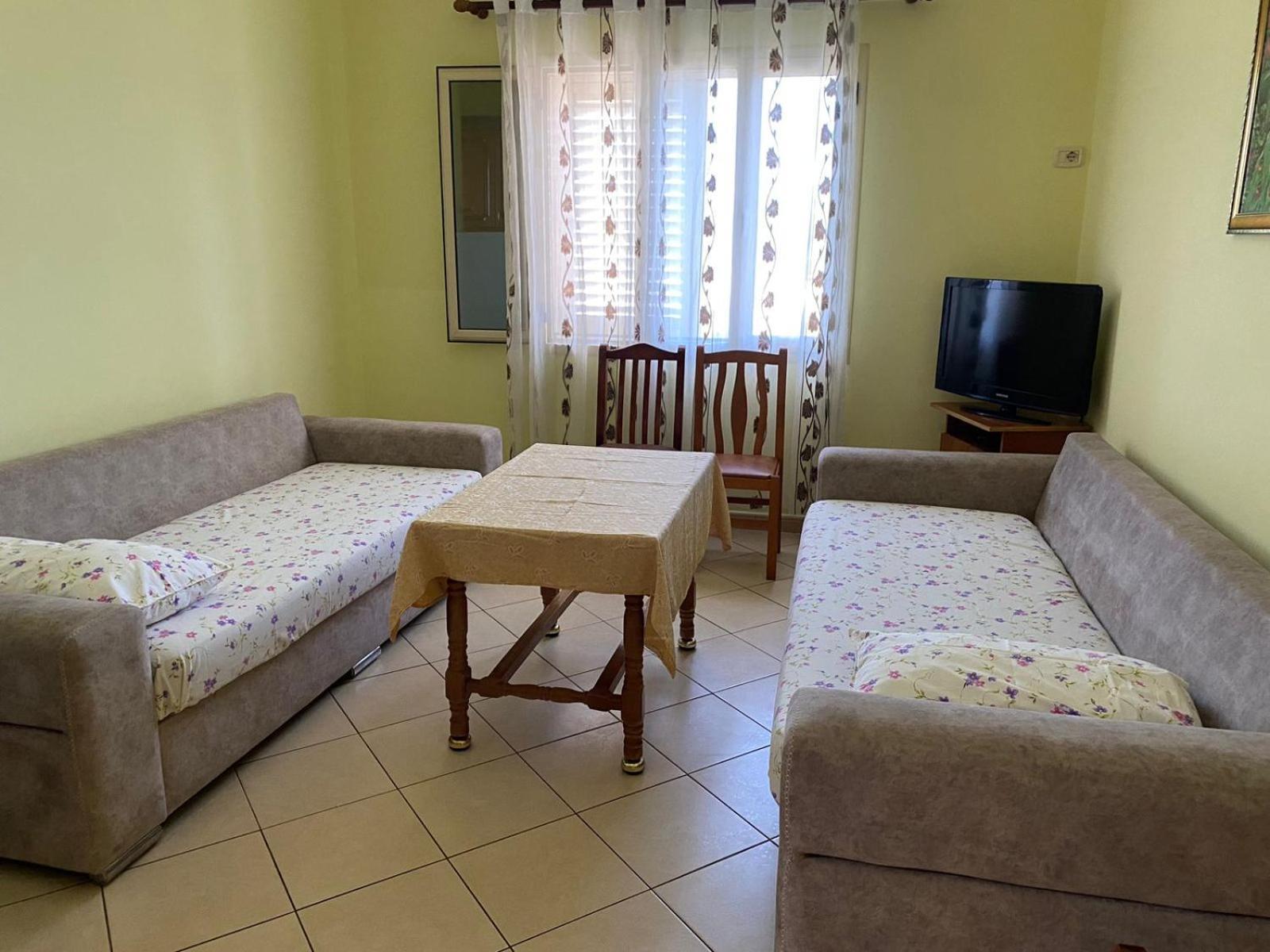 Alti Holiday Apartments One أوريكوم المظهر الخارجي الصورة