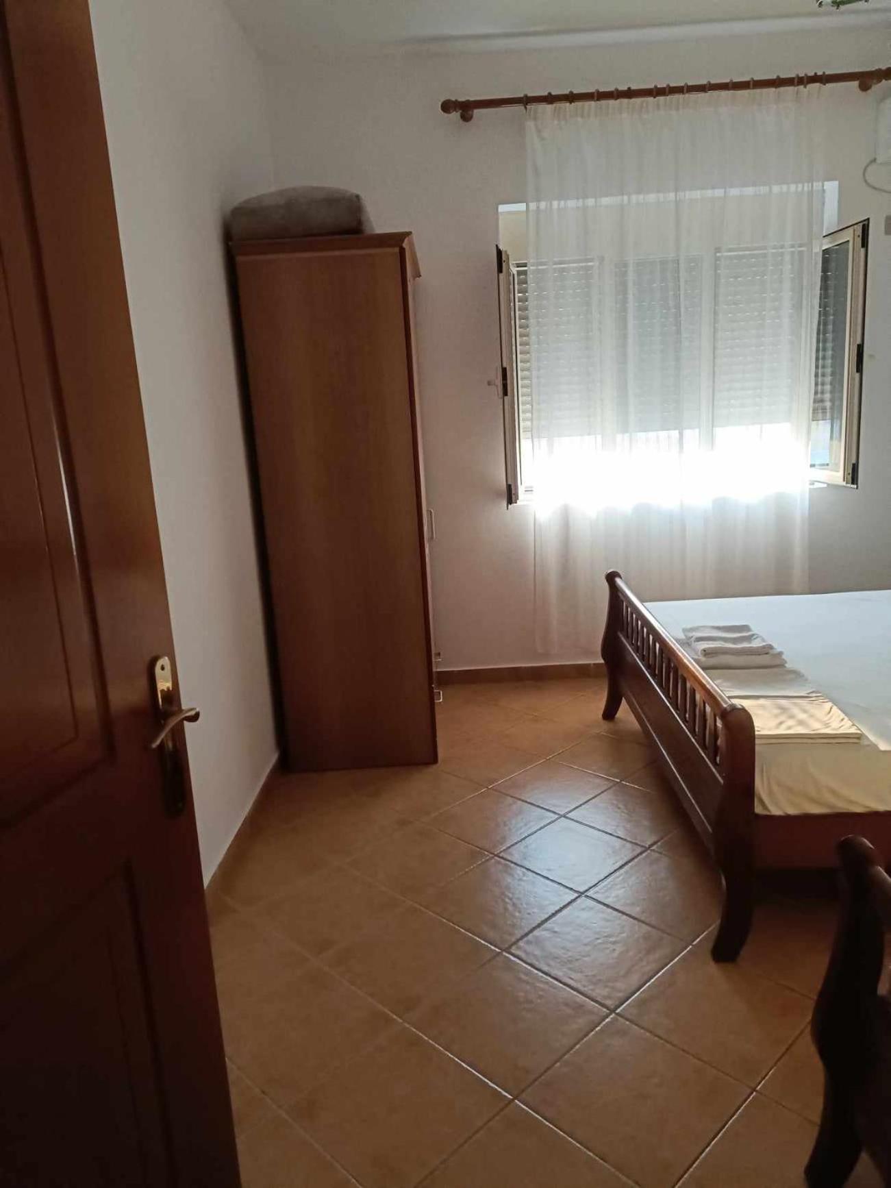 Alti Holiday Apartments One أوريكوم المظهر الخارجي الصورة